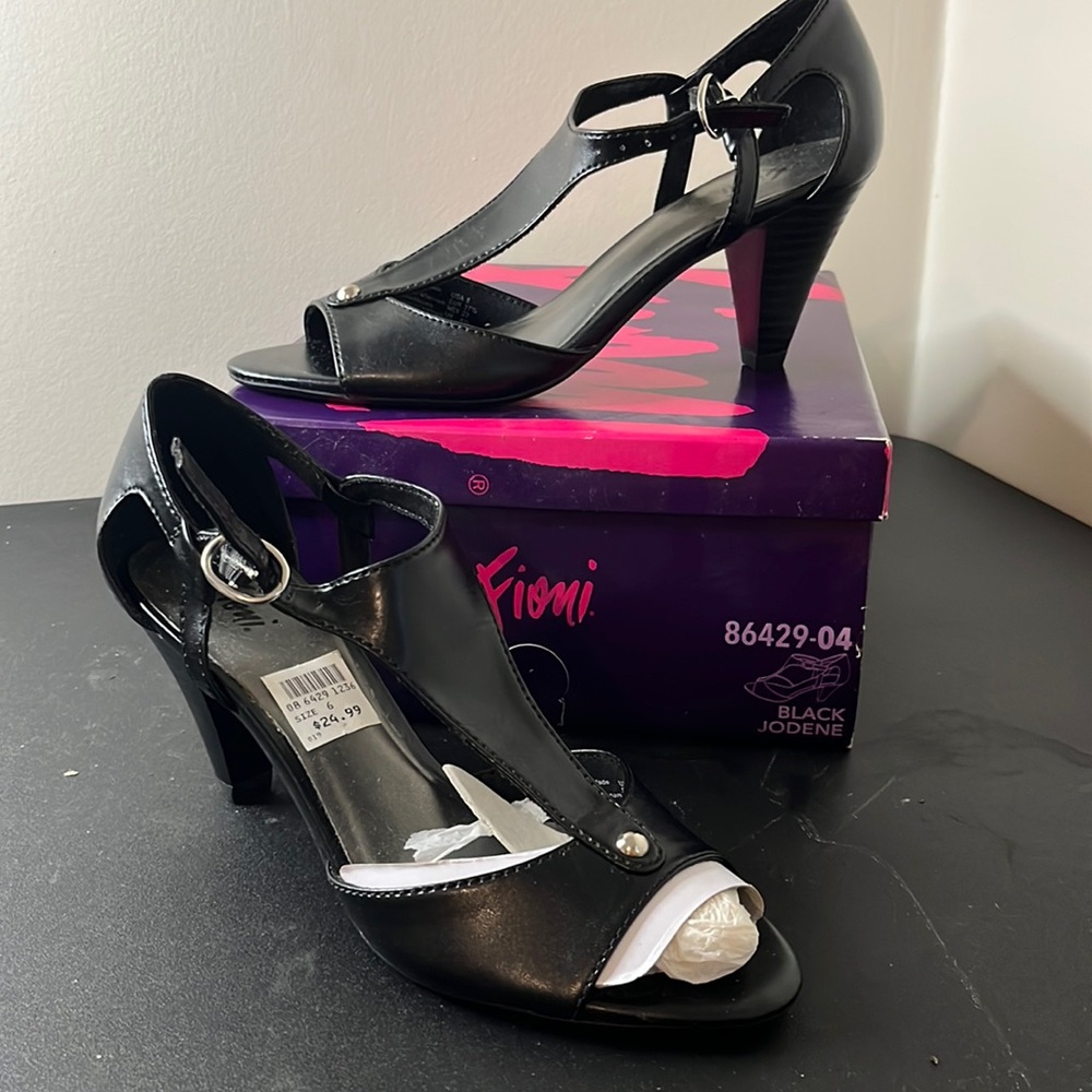 Fioni Heels